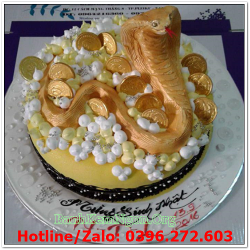 Bánh sinh nhật mặn vẽ hình 12 con giáp (Con rắn con cọp) - Happy birthday  Trí Dũng MS1149 - Bánh sinh nhật bông lan trứng muối Tp. HCM